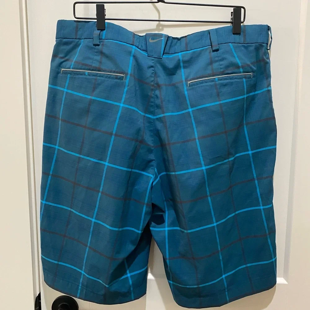 Nike Golf Tour Performance Dri-Fit Men's Shorts. Size 36.‎ Green Plaid. Poly